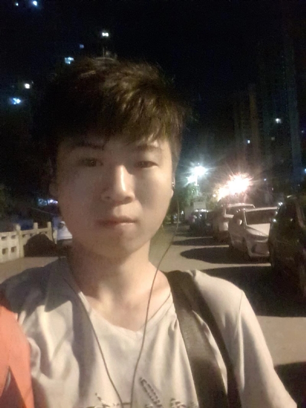 流星的瞬间的第一张照片--莆田父母相亲团